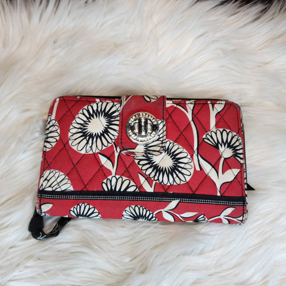 Vera Bradley Deco Daisy Turn-lock Wallet